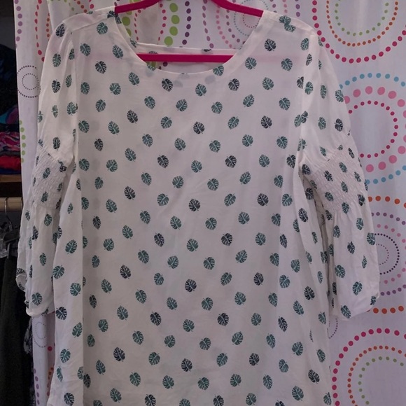 LOFT Tops - Loft top LOFT Tops - Loft top